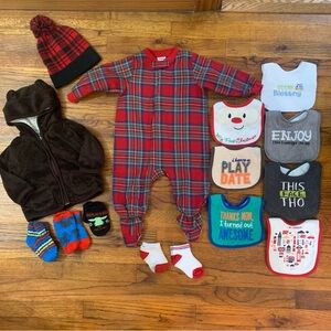 Baby Boy Christmas LS Footed Onesie Jacket Bib Socks Bundle
Plaid
Hooded
Beanie